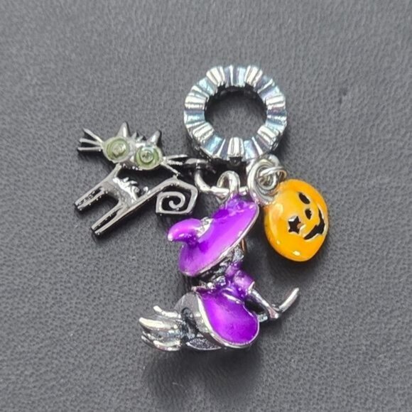 ๐ Glowing Halloween Charm in 925 Silver (NWOT) - Picture 4 of 5